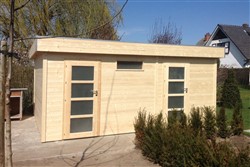 Tuinhuis met plat dak en deur met melkglas